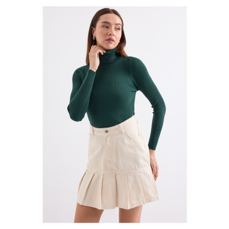 Bigdart 10311 Turtleneck Knit Sweater - Emerald Green