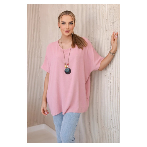 Oversized blouse with pendant in dark pink color