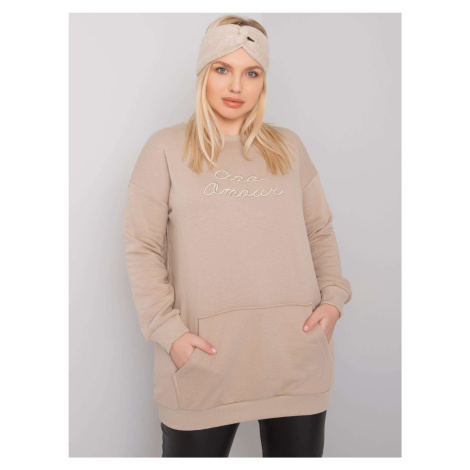 Beige kangaroo sweatshirts in larger sizes