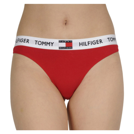 Dámske tangá Tommy Hilfiger červené (UW0UW02198 XCN)