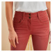 Rovné strečové džínsy, farebné