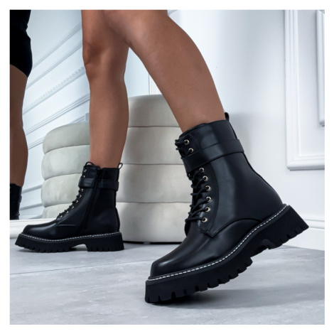 Čierne nízke čižmy iMóda