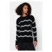 Trendyol Black Wide Fit Silvish Line detailný pletený sveter