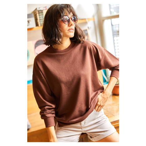 Olalook Women's Bitter Brown Crew Neck Skirt Slit Basic Sweatshirt