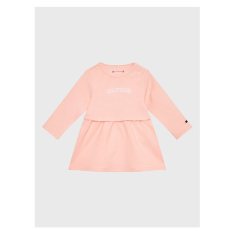 Tommy Hilfiger Každodenné šaty Monotype KN0KN01694 Ružová Regular Fit