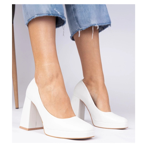 Gemre Biele lodičky na masívnom podpätku so štvorcovou špičkou Irenois