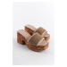 Capone Outfitters Cork Platform Sole Straw Single Strap Women's Slippers