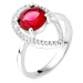 Strieborný prsteň 925 - okrúhly červený kameň, slzičková kontúra zo zirkónov - Veľkosť: 60 mm