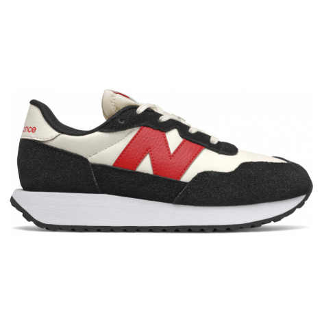 Dievčenské vychádzkové tenisky New Balance