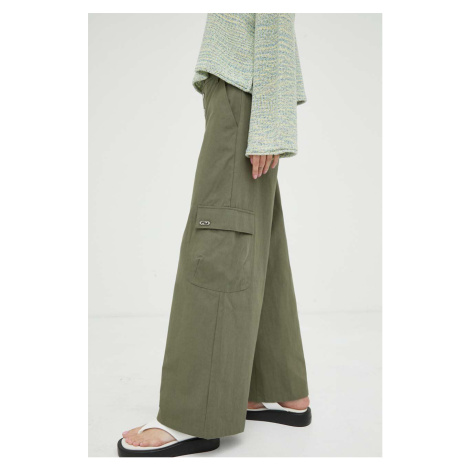 Bavlnené nohavice Résumé zelená farba, široké, vysoký pás
