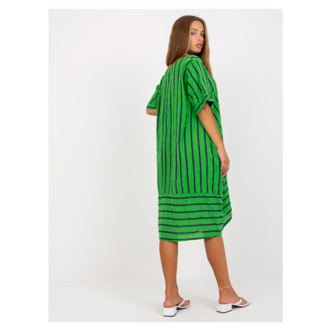 Green oversize midi dress with short sleeves
