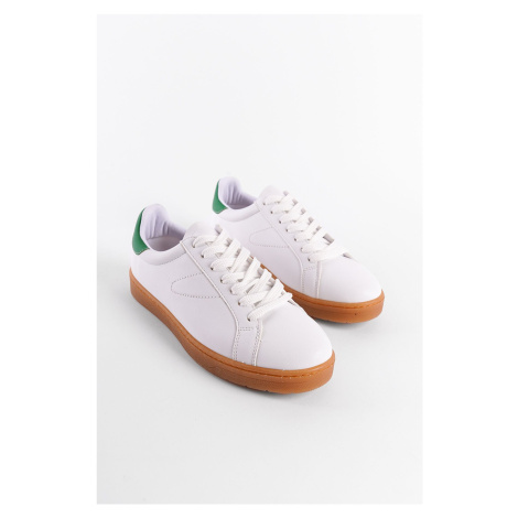 Capone Outfitters Women's Sneakers