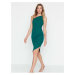 Zelené puzdrové asymetrické šaty Trendyol