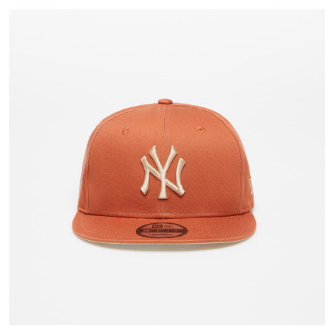 Šiltovka New Era New York Yankees Side Patch 9FIFTY Snapback Cap Medium Brown