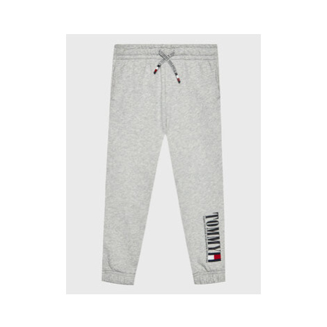 Chlapčenské športové nohavice Tommy Hilfiger