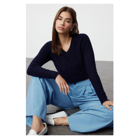 Trendyol Navy Blue Crop Soft Textured Basic Knitwear Sweater