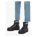 Tommy Hilfiger Outdoorová obuv Corporate Feminine Outdoor Boot FW0FW07501 Čierna