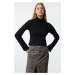 Trendyol Black Fitted/High Collar Crop Stretchy Knitted Blouse