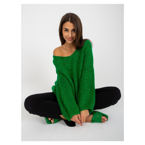 Green oversize sweater RUE PARIS with wide sleeves