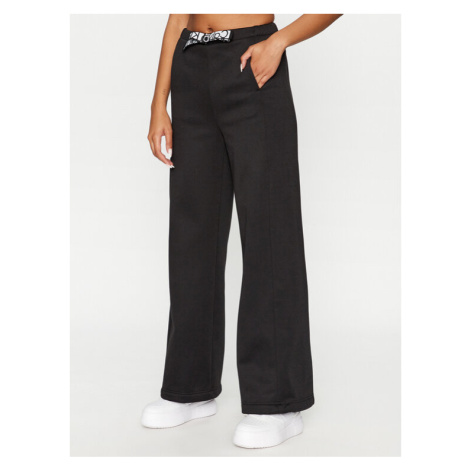 Calvin Klein Jeans Teplákové nohavice J20J221916 Čierna Relaxed Fit