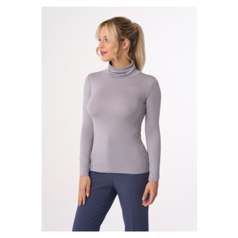 Babell Woman's Turtleneck Beverly