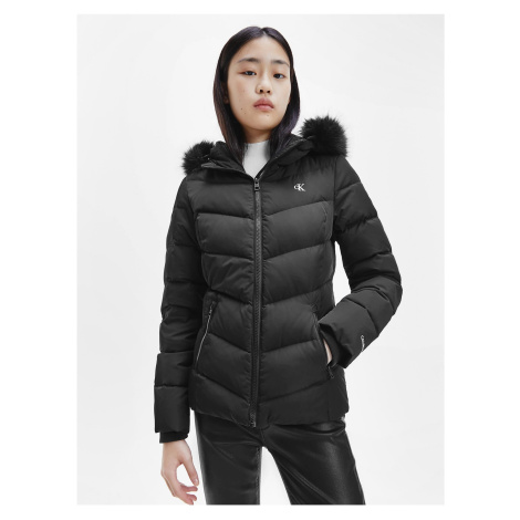 Čierna dámska prešívaná zimná bunda s kapucou Calvin Klein