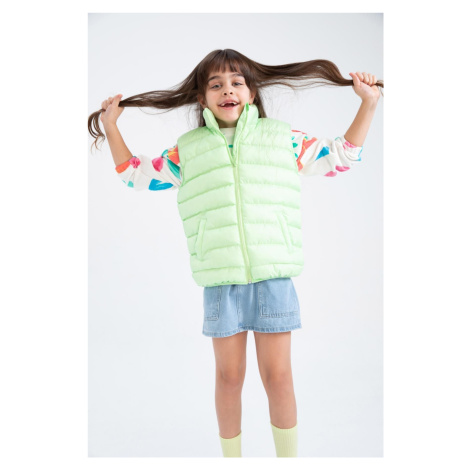 DEFACTO Girl's Stand-up Collar Puffer Vest