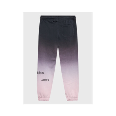 Calvin Klein Jeans Teplákové nohavice All Over Gradient IU0IU00332 Fialová Regular Fit