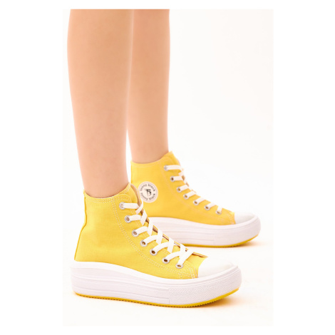 Tonny Black Women's Yellow Comfortable Fit Thick Soled Long Sneakers.