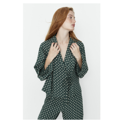 Trendyol Green Heart vzorovaná kravata detailná košeľa a nohavice tkané pyžamo set