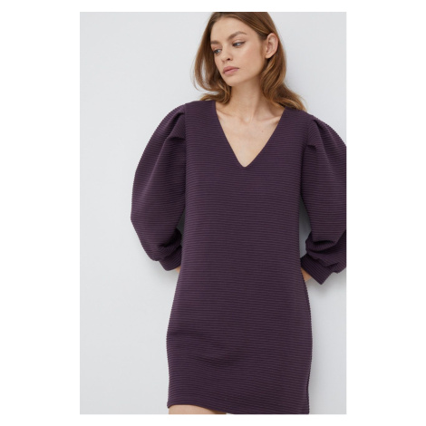 Šaty Sisley fialová farba, mini, rovný strih