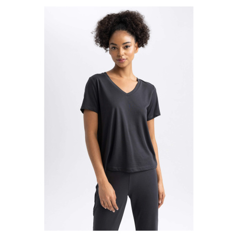 DEFACTO Standard Fit V-Neck modal Short Sleeve T-Shirt