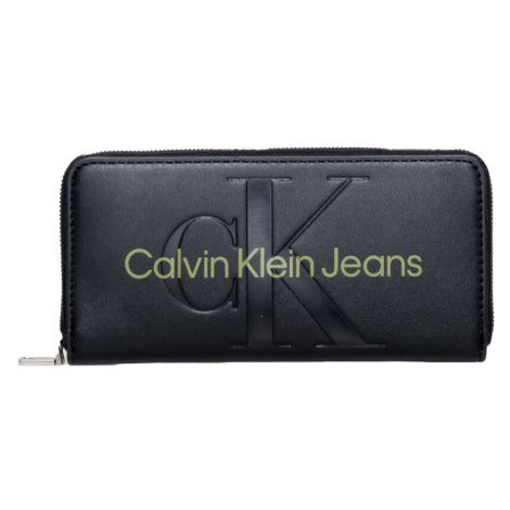 Calvin Klein Jeans  K60K607634  Peňaženky Zelená