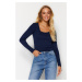 Trendyol Navy Blue Crop Pletený sveter