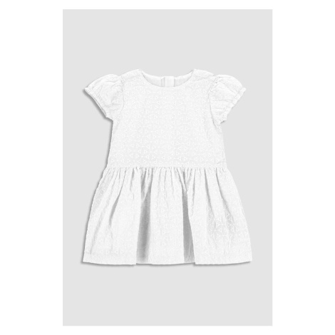 Detské bavlnené šaty Coccodrillo biela farba, mini, áčkový strih
