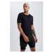 DEFACTO Fit Slim Fit Crew Neck Basic Short Sleeve T-Shirt