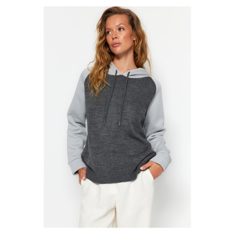 Trendyol Gray Hooded Knitted Detailed Sweater Pullover