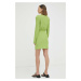 Šaty Gestuz zelená farba, mini, áčkový strih