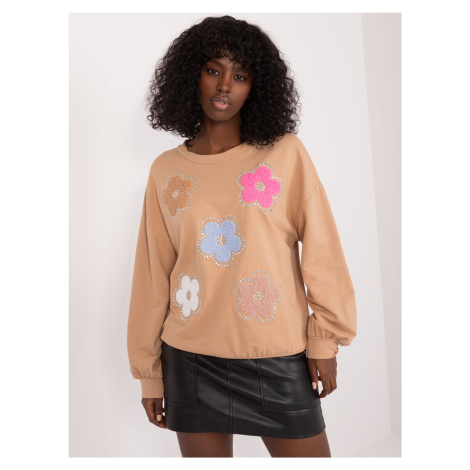 Beige hoodless sweatshirt with a round neckline