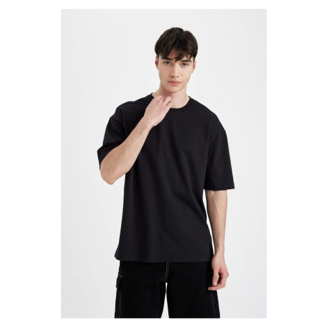 DEFACTO Black Oversize Wide Pattern Crew Neck Heavy Fabric Short Sleeve Basic Plain T-Shirt