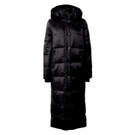 SISTERS POINT Zimný kabát  čierna