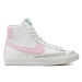 Nike Sneakersy Blazer Mid '77 DA4086 106 Biela