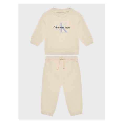 Dievčenské teplákové súpravy Calvin Klein