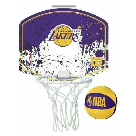 Biele basketbalové vybavenie