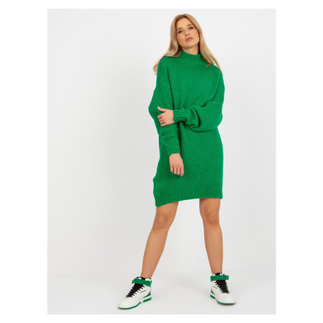 Zelené voľné pletené rolákové šaty