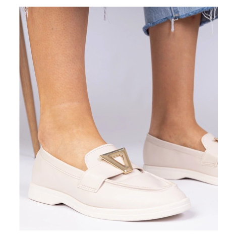 Gemre Béžové dámske mokasíny s elegantnou ozdobou Viletta