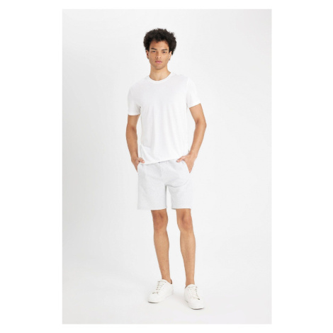 DEFACTO Slim Fit Skinny Leg Basic Shorts