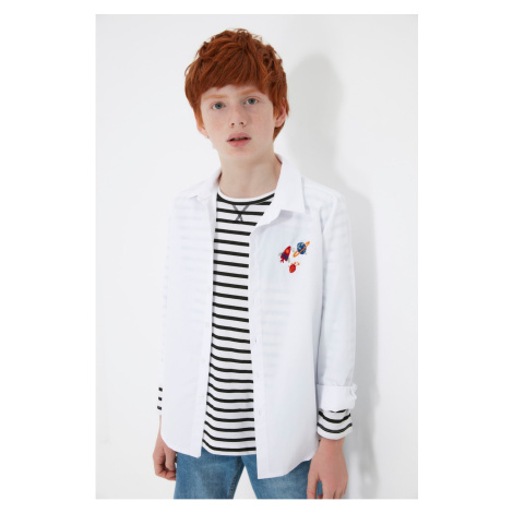 Trendyol White Embroidered Boy's Woven Shirt