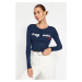 Trendyol Navy Blue Motto Printed Fitted/Sleeping Stretchy Rib Crop Knitted Blouse