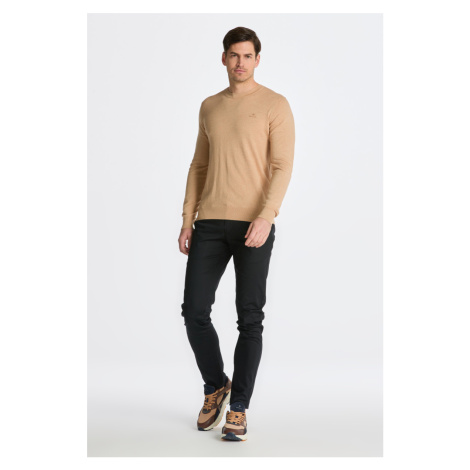 NOHAVICE GANT SLIM SPORTS CHINOS BLACK